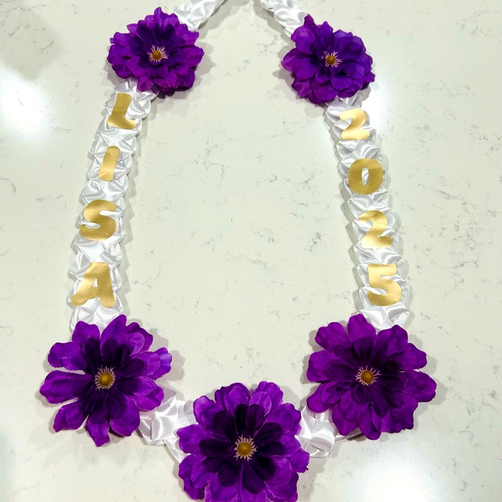 COPY - Custom/Personalized Graduation Lei, BIrthday/Special Occasion Lei